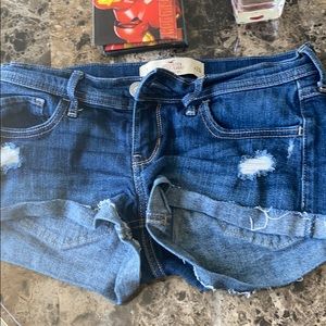 Hollister low rise jeans size 3!